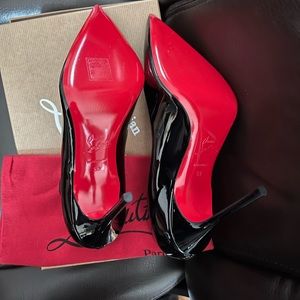 Never worn classic louboutins! Size 38